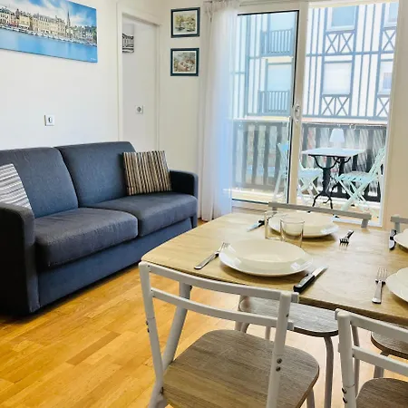 Apartamento Le Mirabeau - Plein Centre - Terrasse Deauville